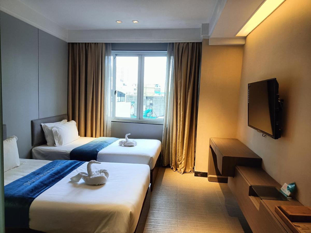 Pristine02 Manila